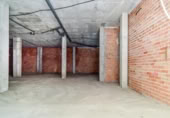 300m² commercial premises for sale in Reus, photo