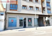 180m² commercial premises for sale in Poio, photo