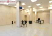 180m² commercial premises for sale in Poio, photo