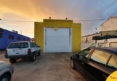 513m² warehouse industrial for sale in Martos, photo