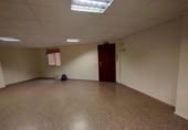 88m² bureau pour vente à Alicante, photo
