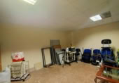 88m² bureau pour vente à Alicante, photo