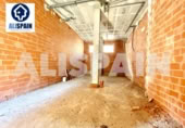 Local comercial
en lloguer
amb 80m² a Alacant foto