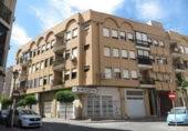 Local comercial en venta con 100m² en Alcantarilla foto