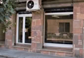 68m² commercial premises for sale in Mollet del Vallès, photo