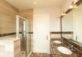 1737m² hotel for sale in Marbella, photo