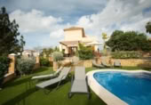1737m² hotel for sale in Marbella, photo