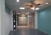 150m² commercial premises for sale in Cambrils, photo