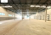 Nave Industrial en venta en Albacete, Calle E foto