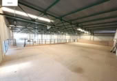 Nave Industrial en venta en Albacete, Calle E foto