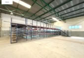 Nave Industrial en venta en Albacete, Calle E foto