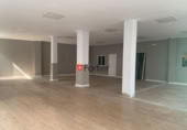 143m² locaux commerciaux pour vente à Martos, photo