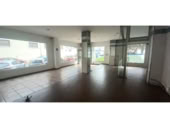 140m² commercial premises for sale in Ferrol, photo