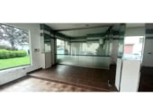 140m² commercial premises for sale in Ferrol, photo
