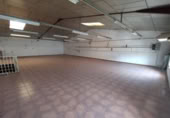 Nave Industrial en venta con 328m² en Úbeda foto
