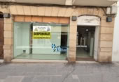 230m² commercial premises for sale in Úbeda, photo