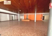 590m² commercial premises for rent in Elche, photo
