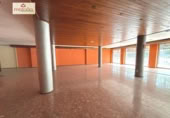 590m² commercial premises for rent in Elche, photo