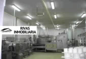 1300m² commercial premises industrial for sale in Luque, photo