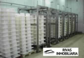 1300m² commercial premises industrial for sale in Luque, photo