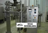 1300m² commercial premises industrial for sale in Luque, photo