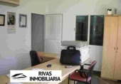 1300m² commercial premises industrial for sale in Luque, photo