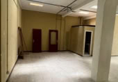 120m² commercial premises for sale in Oviedo, photo
