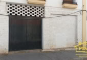 166m² commercial premises for sale in Palma del Río, photo