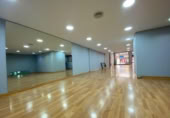 130m² commercial premises for sale in Pontevedra, photo