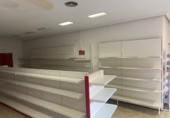 Local comercial en venta en Linares foto