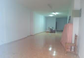 Local comercial en venta con 100m² en Elche foto