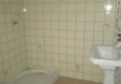 Local comercial en venta con 100m² en Elche foto