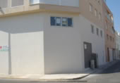 Local comercial en venta con 305m² en Oliva foto