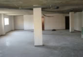 Local comercial en venta con 305m² en Oliva foto
