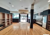 175m² locaux commerciaux pour vente à Pampelune, photo