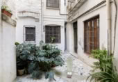 Edificio en venta con 310m² en Granada foto