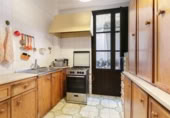 Edificio en venta con 310m² en Granada foto