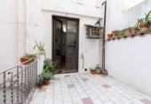 Edificio en venta con 310m² en Granada foto