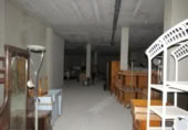 640m² commercial premises for sale in Vergel, photo