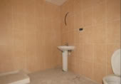 640m² commercial premises for sale in Vergel, photo