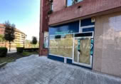 Local comercial
en venda
amb 60m² a Oviedo foto
