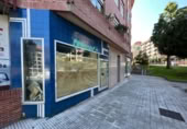 Local comercial
en venda
amb 60m² a Oviedo foto