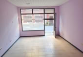 65m² locaux commerciaux pour location à Ferrol, photo