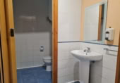 Local comercial en venta con 58m² en Vitoria foto