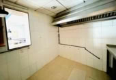 Bar en venta con 65m² en Alicante foto