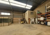 386m² warehouse industrial for sale in Villarreal, photo