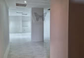 Local comercial en alquiler con 91m² en Oviedo foto