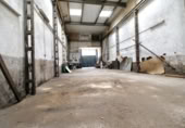 529m² building industrial for sale in Madrid, photo
