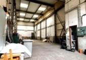 529m² building industrial for sale in Madrid, photo