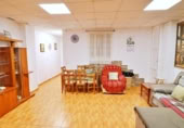 325m² building residential for sale in Elche, photo
